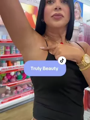Siempre me admiran las axilas 😍🥰✨me las cuido con @Truly Beauty  #truly #trulybeauty #dealsforyoudays #axilas #skin  Los resultados pueden variar, este video solo refleja mi experiencia 
