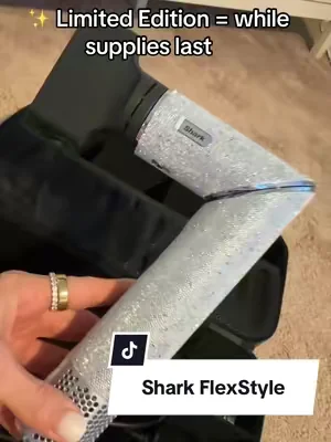 Limited edition Shark FlexStyle #shark #rhinestone #goodhairdays #hairstyler 