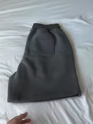 7657378298384698637