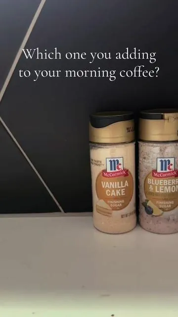 The perfect finishing touch to any good latte #finishingsugar #coffeehack #lattes #coffeeathome #latterecipe 