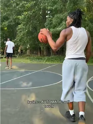 gotta end the game ona freebie😂 #dealsforyoudays #kyrieirving #antakai1 #basketballshoes #hoopshoes 