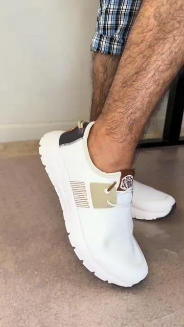 HEYDUDE Men’s Sirocco Stretch Sox review, lightweight men’s casual shoes, comfortable slip on shoes for men, stretch sock shoes, men’s everyday comfort shoes, travel shoes for men, flexible lightweight sneakers, casual walking shoes for men. #HeyDudeShoes #MensShoes #SlipOnShoes #ComfortShoes