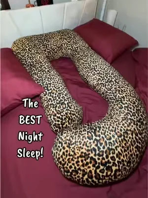 Replying to @CMama70❌ delivered print is so cute! I’m seriously getting the best night sleep with this pillow! #sidesleeper #bodypillow 