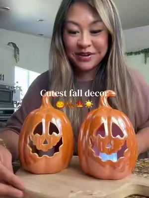 Fall home decor #ceramicpumpkins #fallaesthetic #fallhomedecor #homedecor 