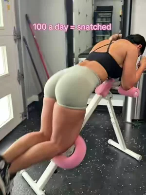 Summer is here but you still have time to get that waist snatched 💪🏽 #abworkout #abmachine #athomeworkout  #tiktokshopcreatorpicks #creatorsearchinsights 