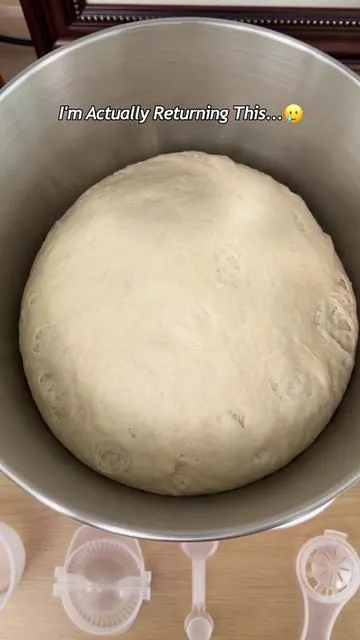 Watching it knead dough is so satisfying ✨#breadmaking #kitchenaid #doughmixer #tiktokmademebuyit #fyp 