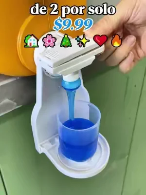 That little drip after pouring detergent? Yeah… that’s exactly why I got this cup holder 😅 No more sticky mess, no more stains on the washer, just clean, easy, ZERO-drip laundry days. Honestly one of the best little home helpers ever! 🙌✨#CleanTok#detergenthack#laundryhacks#LaundryEssentials#LaundryOrganization
