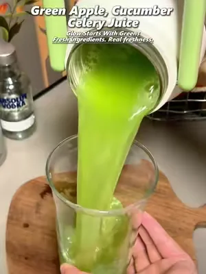 🥒If you’re still buying store juice, you might want to see this. #summerwins #DealsForYouDays #portableblender #juicerecipe #zhenmi