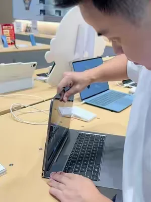 Congratulations, you don't have to pay a high price to buy a tablet for your child in the United States. With him, he can save money for you.#tablet #tiktokshopdealsforyoudays #dealsforyoudays #summerwins #tiktokshop 