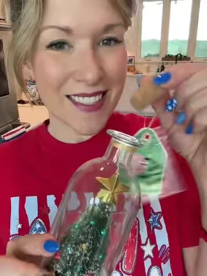 8 inch message in a bottle perfect little Christmas gift for your loved one! #messageinabottle #qvc #christmasinjuly #christmas #giftguide 