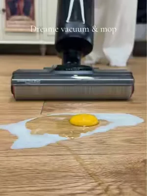 Obsessed with my new mop vac that gets all the mess with one swipe!!! As a mom, this is the best invention! 👏🏼 @DreameUS #dreameg10 #mopvac #CleanTok #cleanwithme#DealsForYouDay
