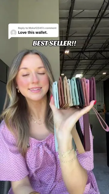 Replying to @Moka12345 If you own a Denner 2 comment what color you have 🥰 #dealsforyoudays #dennerwallet #wristlet 