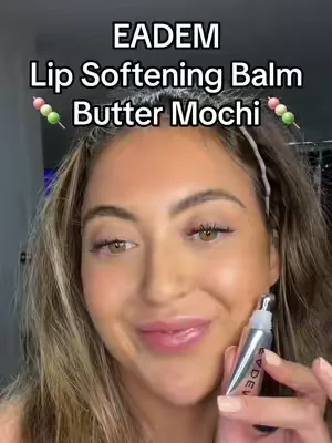 💋✨ lip swatch: EADEM Le Chouchou Lip Softening Balm in Butter Mochi 💄 swatching Butter Mochi to show the warm caramel nude color and glossy soft finish up close 👀✨ hydrating lip balm that smooths the lips while giving a sheer, wearable wash of color 🤍💫 #EADEM #EADEMButterMochi #EADEMLipSofteningBalm #CaramelNudeLip #LipSwatch @EADEM 