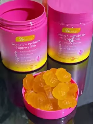 My favorite PH balance gummies to have me smelling like a pineapple goddess✨ #slipperyelm #phbalance #womenprobiotics #odorcontrol #summerwins 
