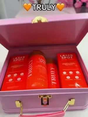 Serum Corporal  Frasco 100ml Vitamina C Niacinamida Truly Beauty serum corporal cuidado de la piel acido kojico arbutina escualano truly beauty #tiktokcreatorpicks #DealsForYouDays #serumcorporalaclarante #cuidadocorporaltruly #vitaminacniacinamida - Lo uso como serum corporal en mi rutina diaria, me pongo unas gotas en codos rodillas y cuello despues del baño, lo extiendo con un masaje ligero hasta que se absorbe y sigo con mi crema de siempre, lo aplico con el uso continuo en las zonas que quiero mantener parejas y luminosas