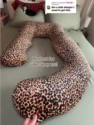 Replying to @Jemimah 🎀💕🛍️ this pillow is fantastic if you’re a side sleeper! 10/10!! #bodypillow #sidesleeper #sidesleepers #tiktokshopcreatorpicks 