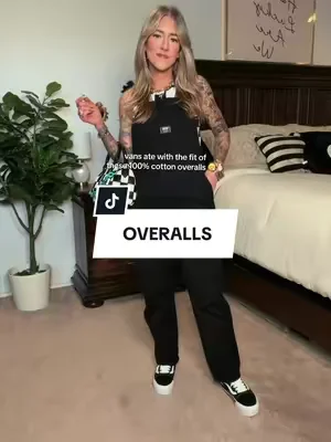 I like that they can be worn baggier or tighter! I’m 5’3” 135lbs wearing a small. #vans #vansoffthewall #overalls #overallsoutfits #100percentcotton 