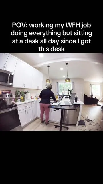 7657640653878316318