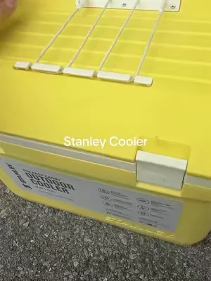 Shooooook that the ice has lasted this long! #stanley #cooler 