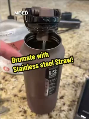 The Brumate rise insulated bottle uses a stainless steel straw, so your water does not come into contact with any classic! If you’re trying to avoid micro plastics, this is the best bottle. Great insulation and totally leakproof. #brumate #brumaterise #insulatedbottle #plasticfree #summerwins @BrüMate 
