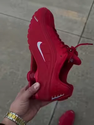 #nikeshoxr4 #streetwear #fashion 