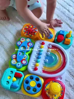 Keeping little hands busy while I finally check a few things off my to-do list. 🤍