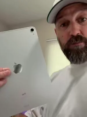 🚨 iPad Pro 11” (2018) – Premium Apple Tablet! 🍎 Experience the power of the first-generation 11-inch iPad Pro with its stunning edge-to-edge Liquid Retina display, blazing-fast performance, Face ID, and Apple Pencil (2nd gen) support. Perfect for streaming, school, work, gaming, and everyday use—all in a premium refurbished package. #iPadPro #AppleiPad #RefurbishedApple #TechDeals #TikTokShop