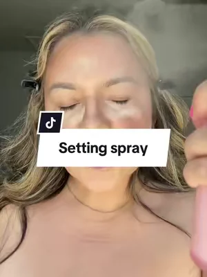 Hydrating setting powder spray #onesize #onesizebeauty #onesizesettingspray 