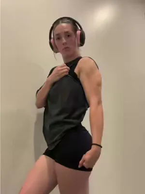 #legs #gym #shorts #ihatelegday 