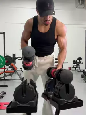 7657692477494791454