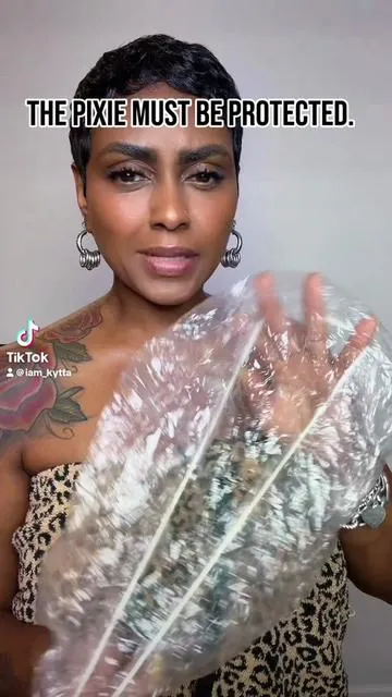 My hair must be PROTECTED by any means necessary. This Satin Lined Shower Cap by @YANIBEST has you covered! @YANIBEST HAIR CARE BOUTIQUE #showercap #satinlinedshowercap #yanibestsatinshowercap 