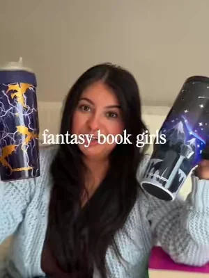 Frost buddy book tok girls better run 😍🦇🖤 #BookTok #frostbuddy 