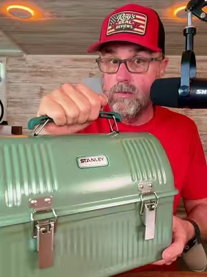 Stanley Classic Lunch Box 10 Quart #lunchbox #Stanley #RoysRealReviews #dealsforyoudays 