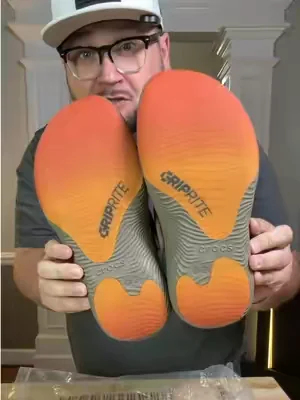 #crocs #crocshoes #clog 