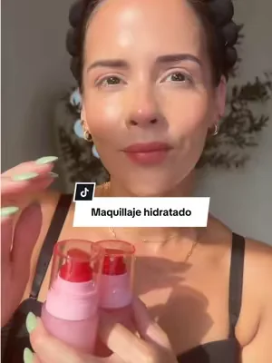Nadie quiere que su maquillaje se vea acartonado y esto derrite todos los polvos en segundos @ONE SIZE BEAUTY #tiktokshopcreatorpicks #DealsForYouDays #premiumbeautypicks #dfyd #SummerVibes 