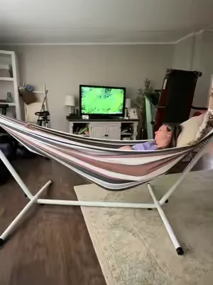 A hammock that holds 450 pounds! Love to come home after a long day of work and relax on this. #hammock #relaxingvideos #hammocking 