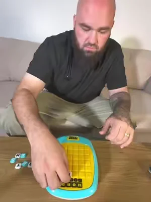 7657734679864397070