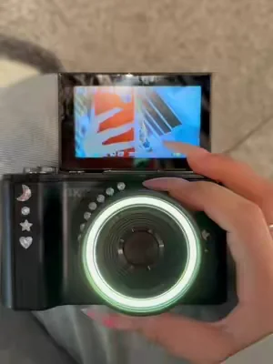 My Best gift 🎁 #digitalcamera #fypシ゚viral #cameratips #aesthetic #foryoupage #TikTokShop #camera #gaygirlsoftiktok #Gift #Tiktokshopgift #easterideas #tiktokshopmemorialday #TikTokShopDealsforYouDays #SummerWins 