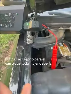 🚗⚡ Nunca sabes cuándo vas a necesitar un arrancador portátil… hasta que un día tu batería te deja tirado. 😳 Este jump starter portátil no solo arranca el carro, también infla las llantas, funciona como power bank y trae luz LED para emergencias. Un básico que vale la pena llevar siempre en el auto. 🙌🔋 Ideal para carros, camionetas, motocicletas y cualquier viaje por carretera. Compacto, fácil de usar y perfecto para tener tranquilidad en cualquier momento. 🚙✨ ✨ portable car jump starter ✨ car battery booster ✨ tire inflator ✨ portable air compressor ✨ emergency car kit ✨ car accessories ✨ roadside emergency ✨ portable power bank ✨ car essentials ✨ travel essentials ✨ vehicle emergency kit ✨ rechargeable jump starter ✨ road trip essentials ✨ automotive tools 🚗🔋 De esas compras que esperas no necesitar… pero agradeces muchísimo tener cuando llega el momento. #tiktokshopcreatorpicks #caraccessories #jumpstarter #caressentials #roadtripessentials