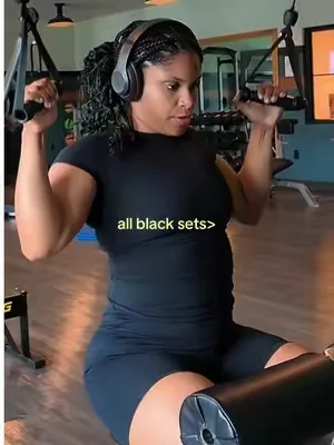 can never go wrong going to the basics! #dealstoryoudays #creatorsearchinsights #xtramuse #gymoutfit #summerwins 