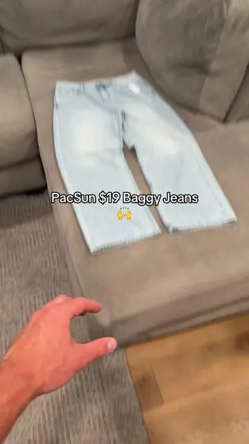 6’1 170 wearing size 32x32🤝 #pacsun #jeans #baggyjeans #tiktokshopmademebuyit #baggyfit 