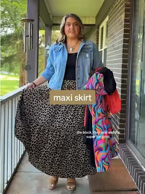 Super cute maxi skirt that is flowy and comfy!! #skirt #maxiskirt #womensfashion 