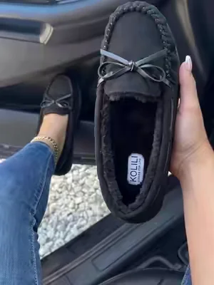 The product is in the cart, my dear friends. #womenshoes 