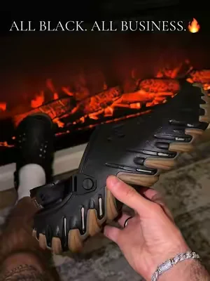 If you like clean, understated style, this is the one. The Black Gum Echo RO delivers all-day comfort with a sleek look that works everywhere. Clip the coupons for extra savings, get free shipping, and check out the other colorways too.@Crocs #crocs #clogs #crocsechoro #comfortshoes #TikTokShopFinds 