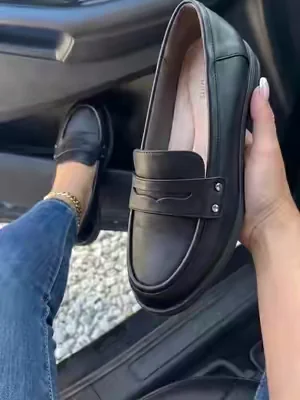 The product is in the cart, my dear friends. #womenshoes 