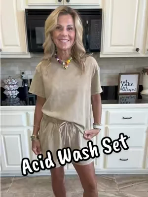 I’m in a small in this cute and comfy set from @AUTOMET @automet_us #dealsforyoudays #set #matchingset #casualoutfits #OOTD 