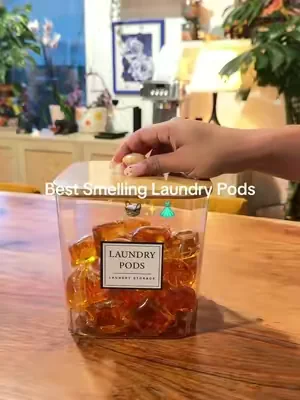 This scent smells amazing!!! 🤩 #laundrypods #laundrydetergent #laundryscent #summerwins 