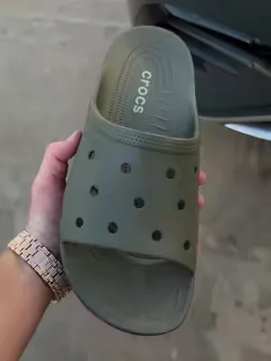 Such a big fan of these😎😎 @Crocs #dealsforyoudays #tiktokshopcreatorpicks #summerwins #crocs 