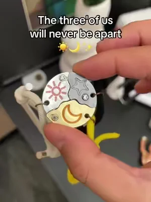 Family couple friendship star moon sun pendant grabeeee sobrang ganda!!!worth buying guys!☀️🌙 ✨😂🤞#pendants #pendantnecklace #necklace #friendshipnecklace #familynecklace
