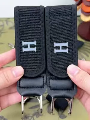 ¡Adiós a las pesadas hebillas de cinturón! Este cinturón elástico sin hebilla mantiene tus pantalones seguros, es cómodo de llevar y tiene un diseño limpio e invisible. #belt #TikTokShopDealsforYouDays #SummerWins #WeeklyDeals #Summervibes 